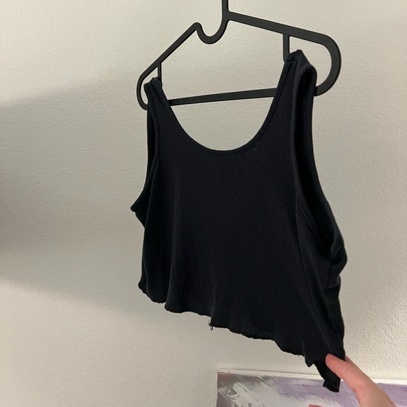 Cropped tank - Picture 3 of 3